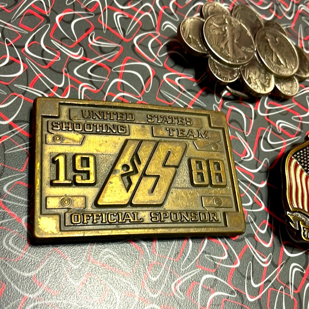 Cool vintage brass belt buckle!
